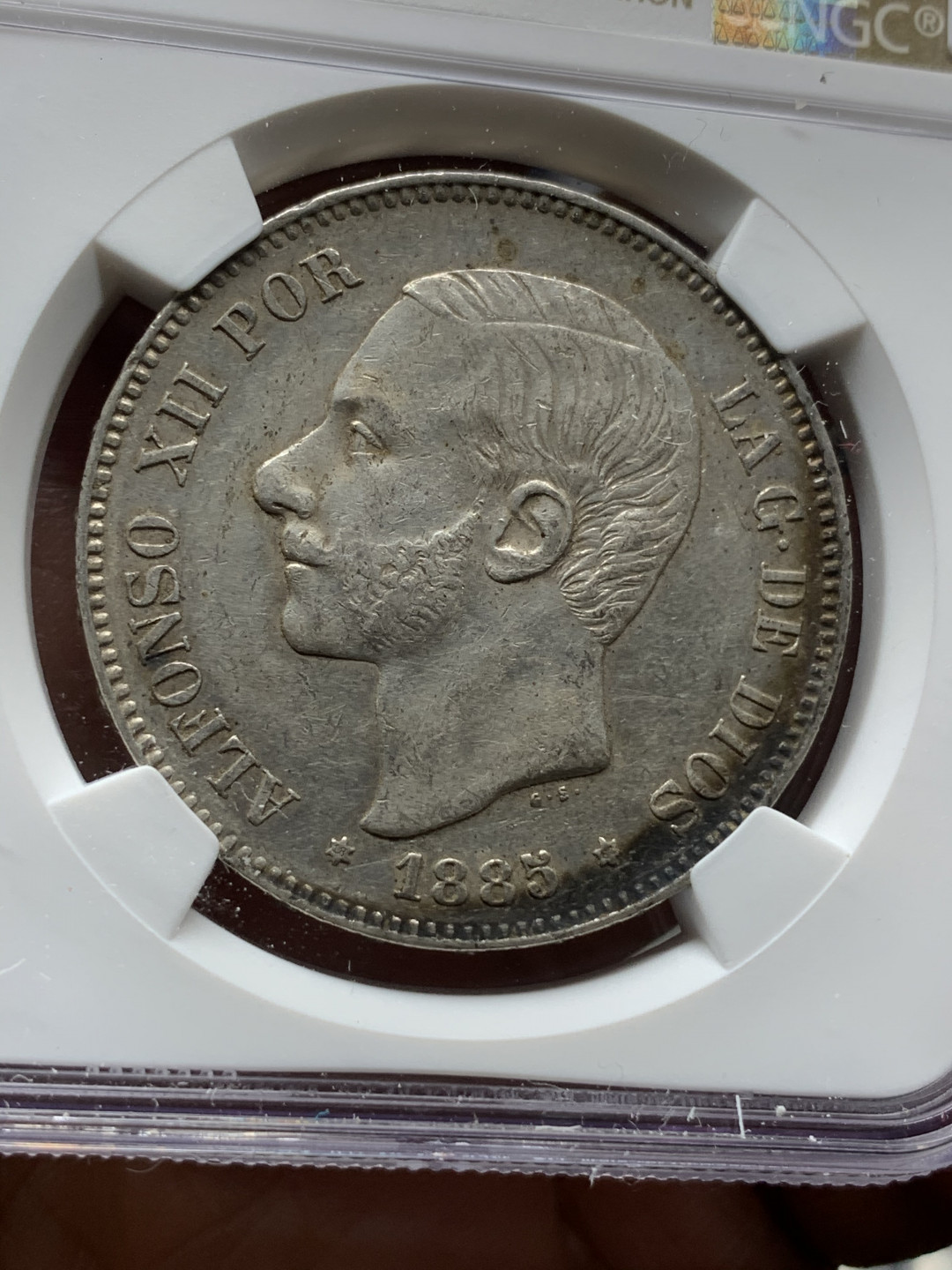 《竞宝斋》钱币微拍-第21场-本周日，周一2场连拍（全场顺丰包邮） NGC-AU53 西班牙 1885年 阿方索十二世 5比塞塔 双柱银币 好品原味月牙包浆