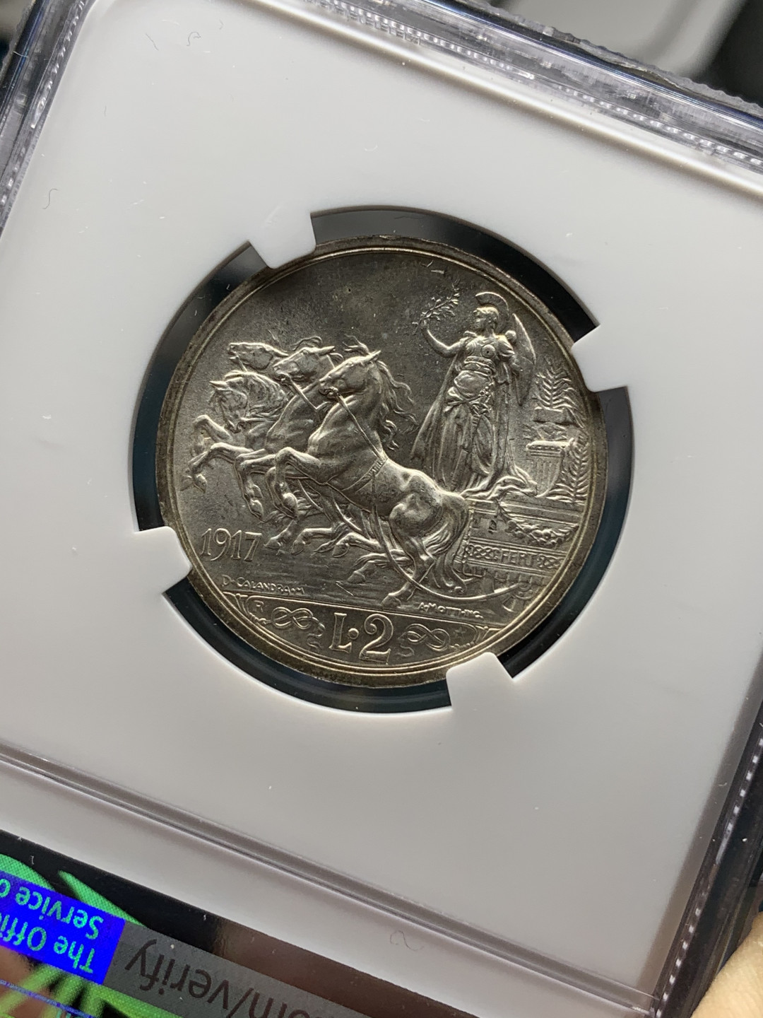 《竞宝斋》钱币微拍-第21场-本周日，周一2场连拍（全场顺丰包邮） NGC-MS63 意大利 1917年 马车2里拉 特年好品