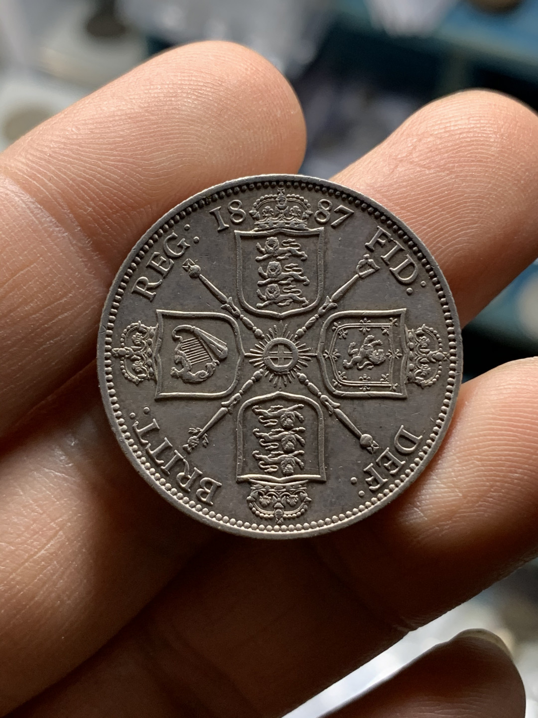 《竞宝斋》钱币微拍-第21场-本周日，周一2场连拍（全场顺丰包邮） 英国1887年维多利亚高冠2先令金色包浆