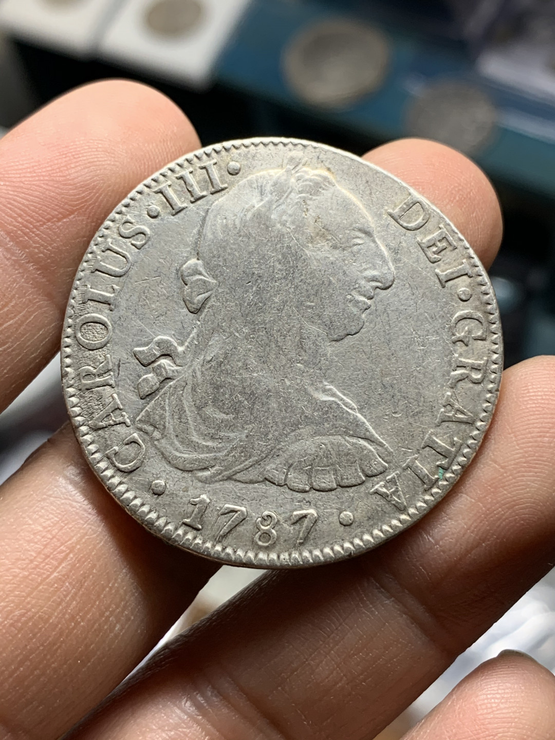 《竞宝斋》钱币微拍-第21场-本周日，周一2场连拍（全场顺丰包邮） 墨西哥1787年卡三8R无戳 底光 品相很不错