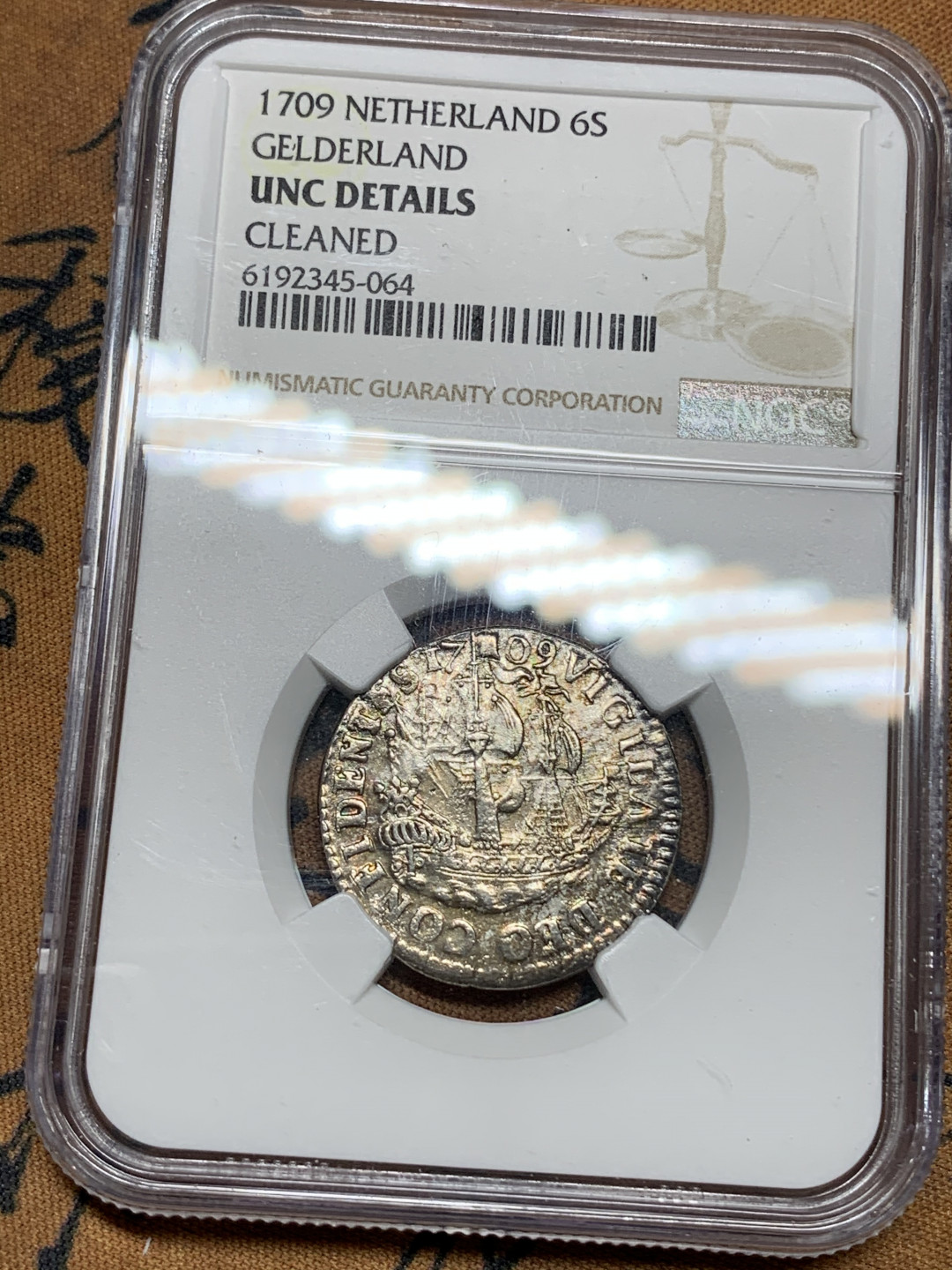 《竞宝斋》钱币微拍-第21场-本周日，周一2场连拍（全场顺丰包邮） NGC-UNC 荷兰 1709年 帆船 6S 好品带彩 银币 稀少品种