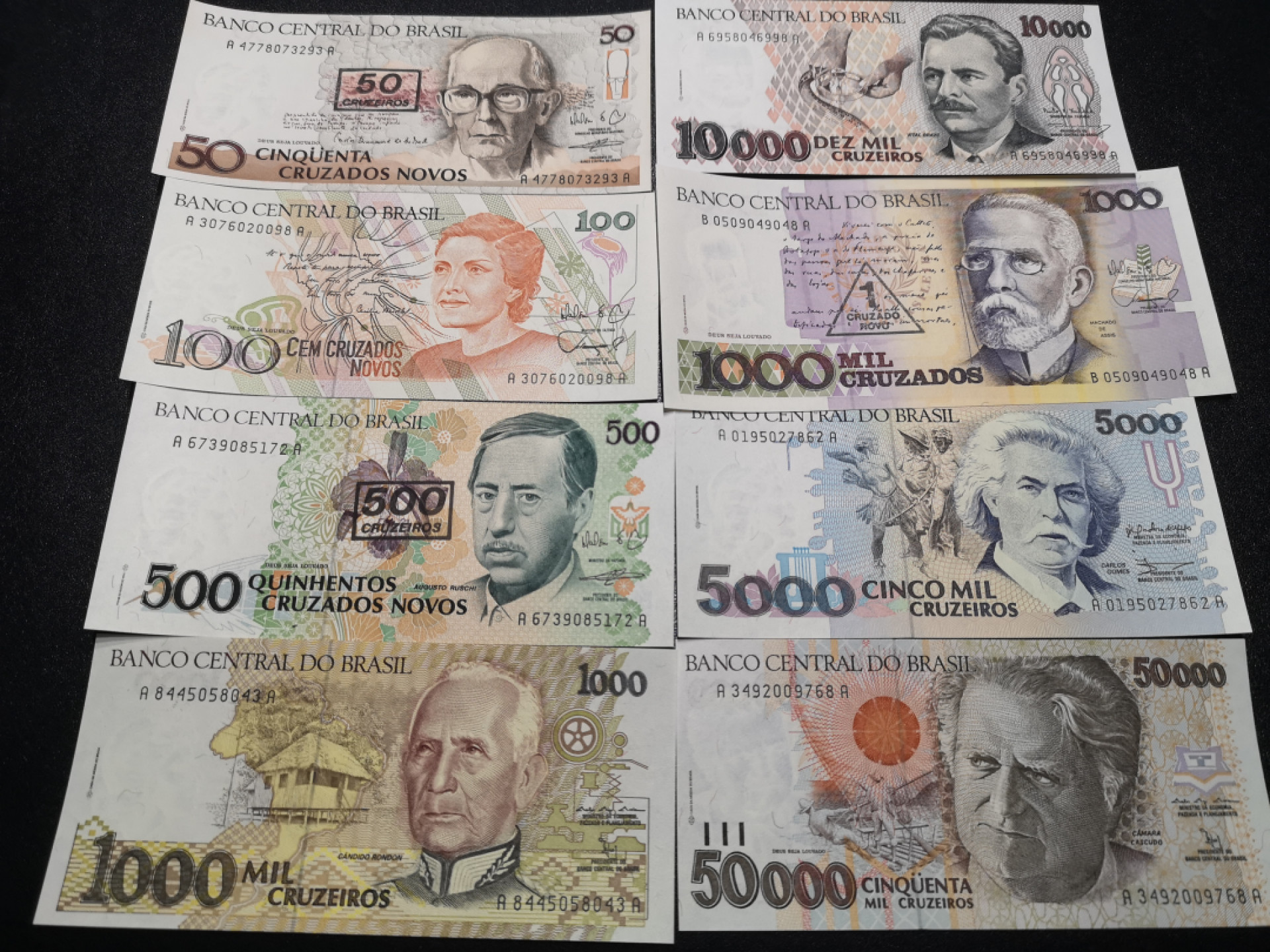 《外钞收藏家》第一百五十五期拍卖 双连拍第二场（本期59件）） 巴西一套8张 全新UNC