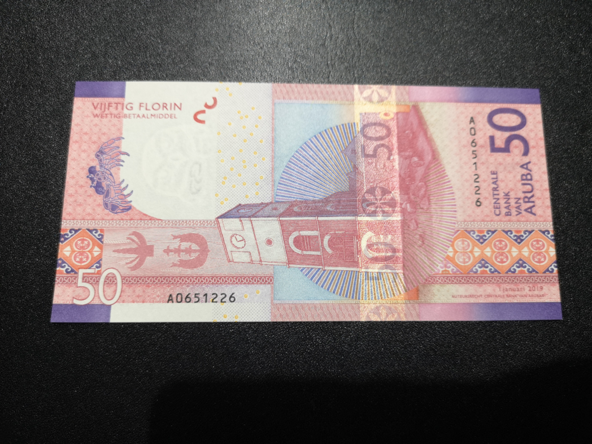 《外钞收藏家》第一百五十五期拍卖 双连拍第二场（本期59件）） 阿鲁巴50  全新UNC A冠无47