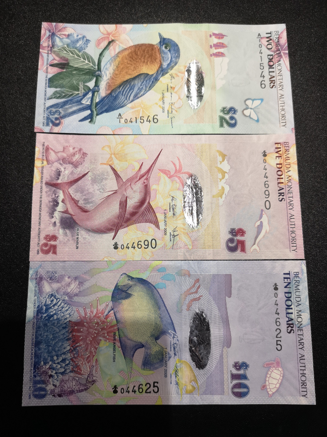 《外钞收藏家》第一百五十五期拍卖 双连拍第二场（本期59件）） 百慕大小套3张 全新UNC