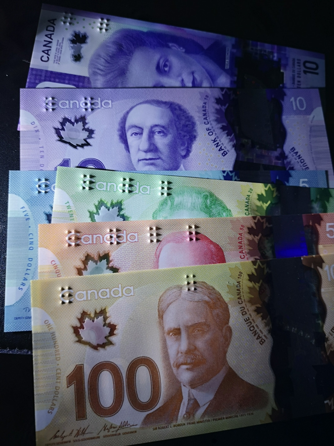 《外钞收藏家》第一百五十五期拍卖 双连拍第二场（本期59件）） 加拿大塑料钞一套加新版10元 共6张 全新UNC