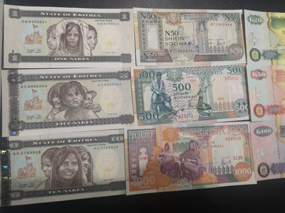 《外钞收藏家》第一百五十五期拍卖 双连拍第二场（本期59件）） - 厄立特里亚、索马里亚、南苏丹、刚果 每国三张小套 全新UNC