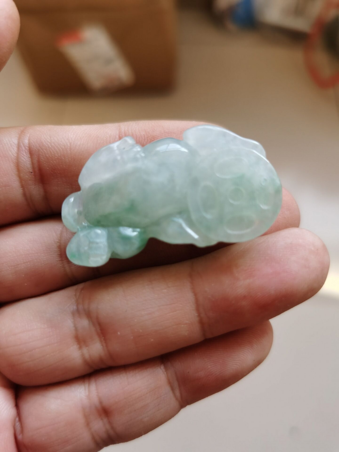 精品评级币，精品翡翠 天然翡翠糯冰种貔貅带证书