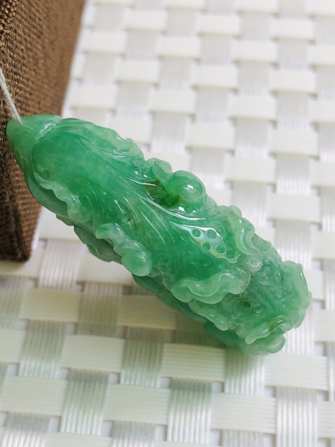 精品评级币，精品翡翠 天然翡翠糯种满绿白菜吊坠带证书