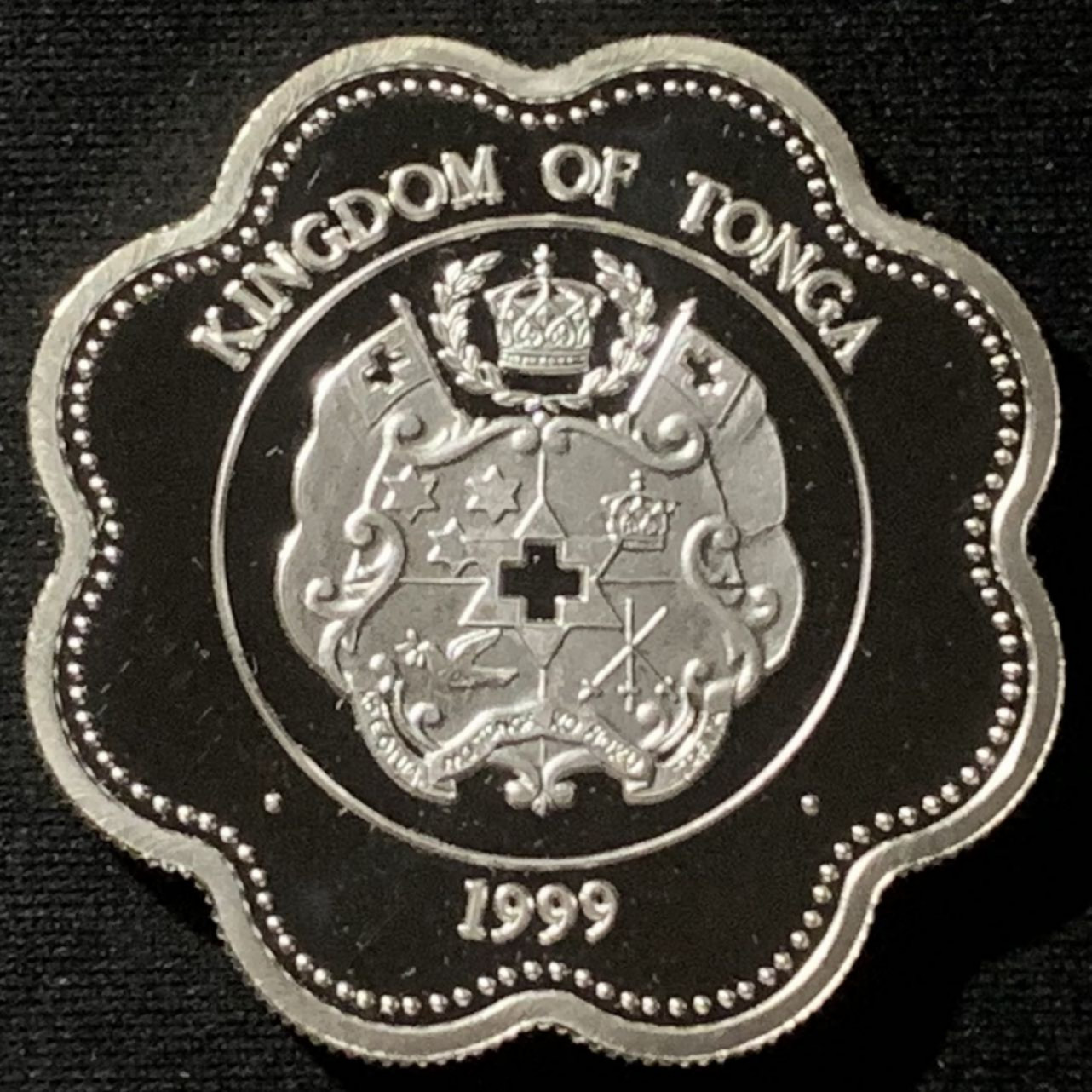 紫瑗钱币——第158期拍卖 汤加 1999年 千禧年纪念 1潘加 31.1克 0.925银 精制 异形币