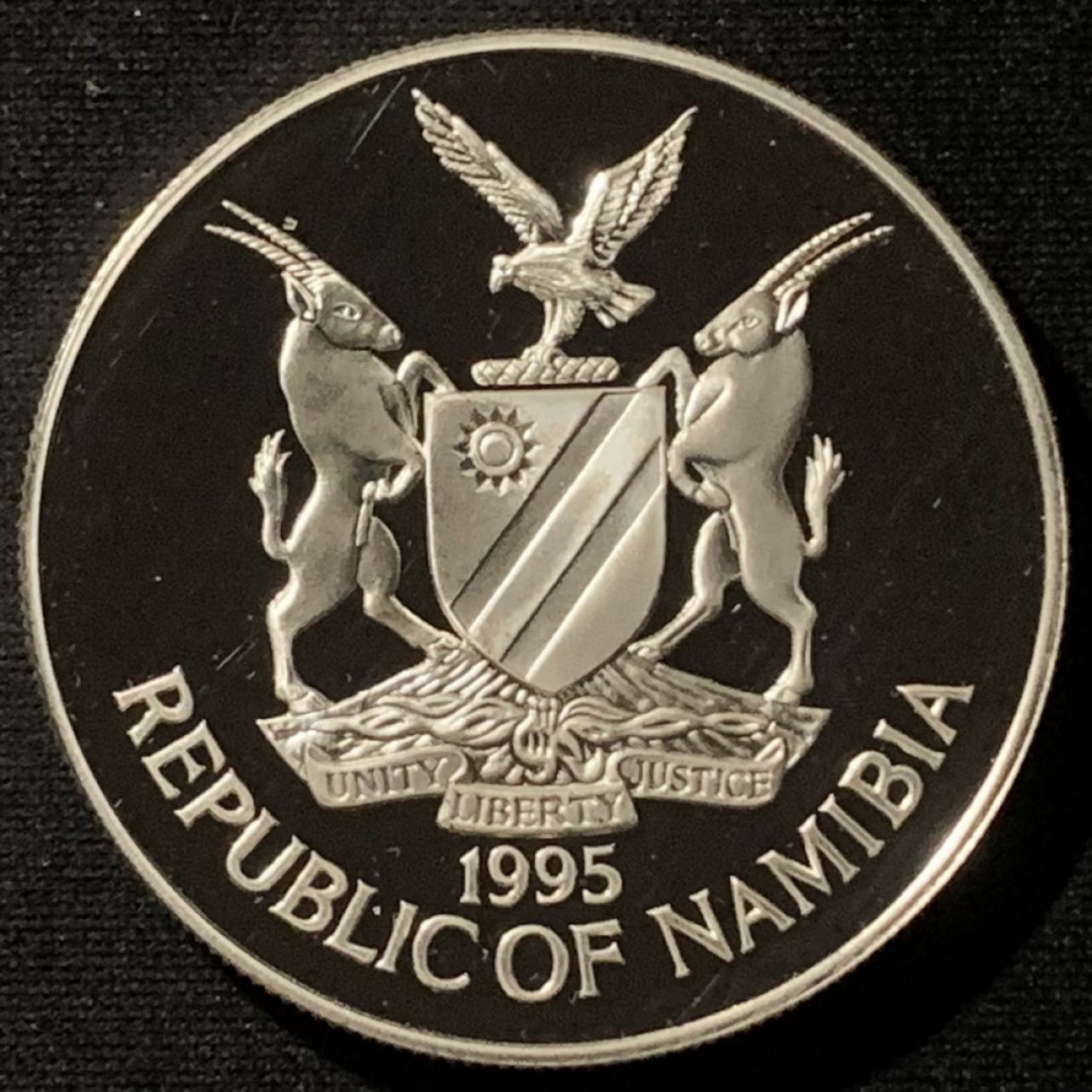 紫瑗钱币——第158期拍卖 纳米比亚 1995年 联合国成立50周年 10元 28.28克 0.925银 精制