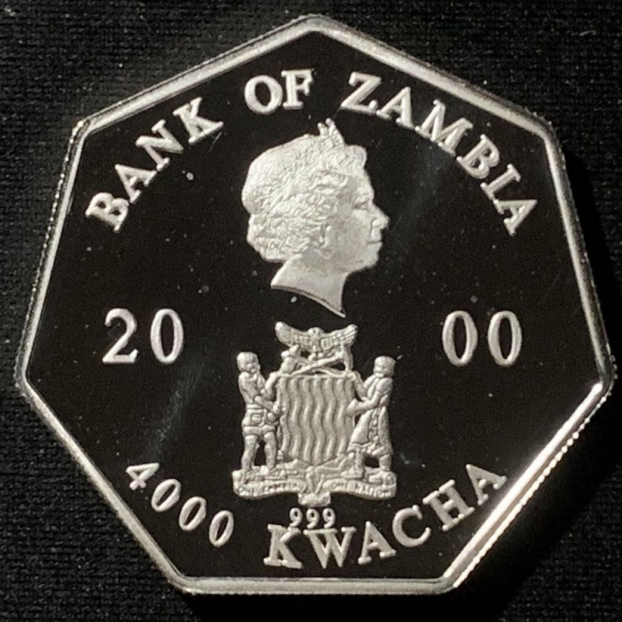 紫瑗钱币——第158期拍卖 赞比亚 2000年 千禧年纪念 4000克瓦查 31.1克 0.999银 精制 异形币