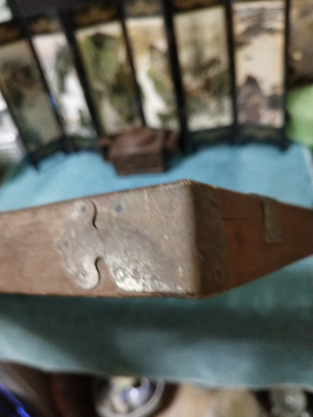 清末民初老算盘一个，木质不了解，全品细节品相如图所示，一物一图按图发货，保真包老假一赔十，售出非假不退不换！