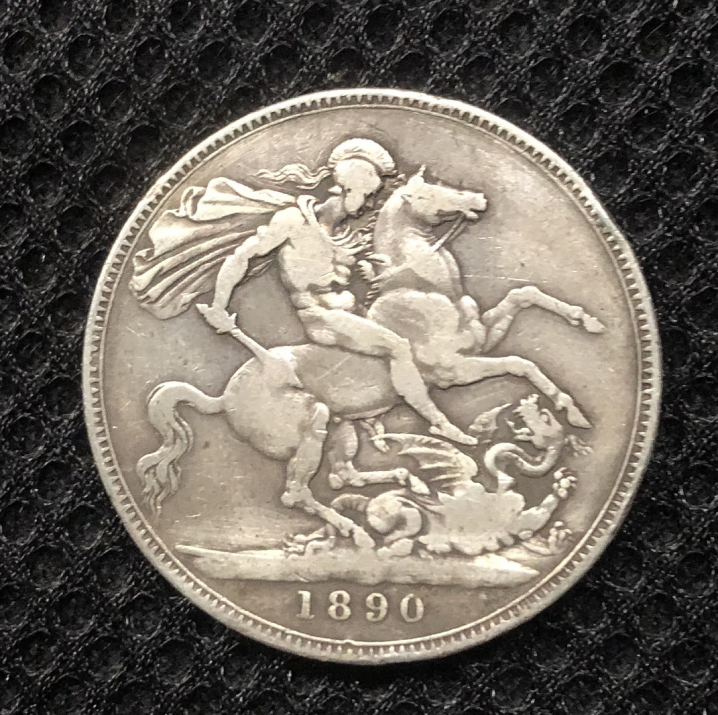 【保诚微拍】第4拍 世界钱币拍卖，88拍！ 英国 维多利亚女王 1890年 克朗 马剑 大银币-6