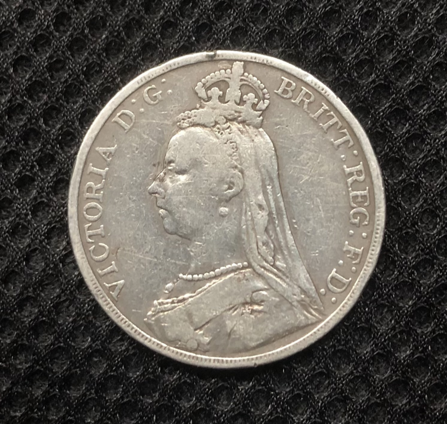 【保诚微拍】第4拍 世界钱币拍卖，88拍！ 英国 维多利亚女王 1890年 克朗 马剑 大银币-5