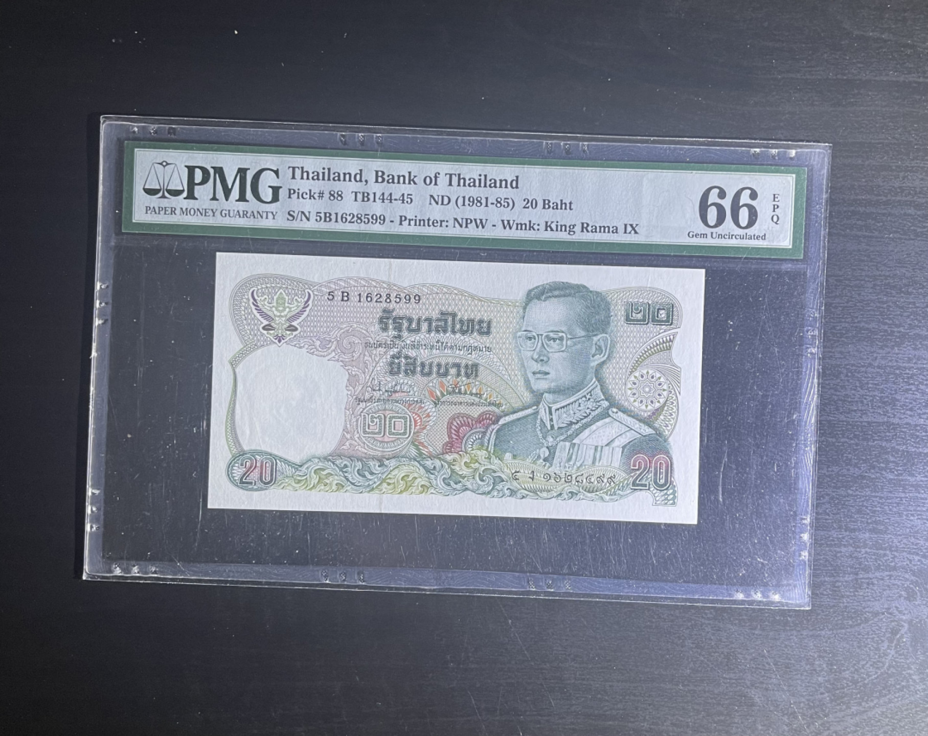 【丑猫1226】今晚7点整，全自动快拍。 戎装泰王普密蓬