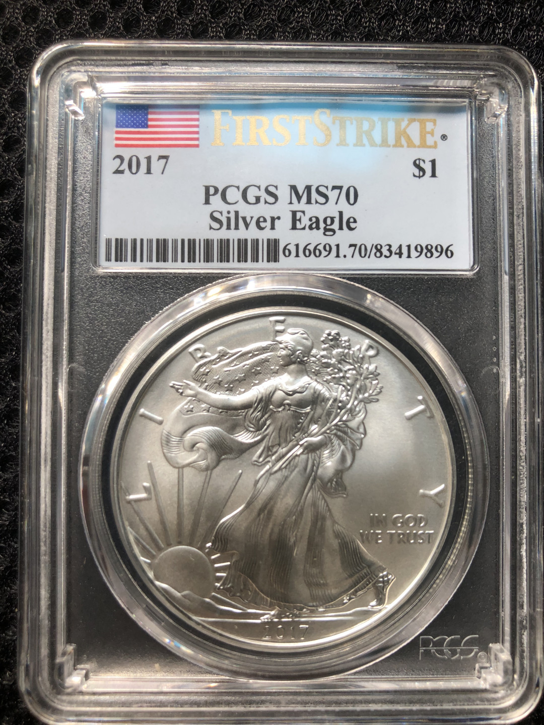 【保诚微拍】第4拍 世界钱币拍卖，88拍！ 【PCGS MS70 】美国 2017年 行走女神 鹰洋  1盎司 银币（31.1克 0.999银）【首期版】