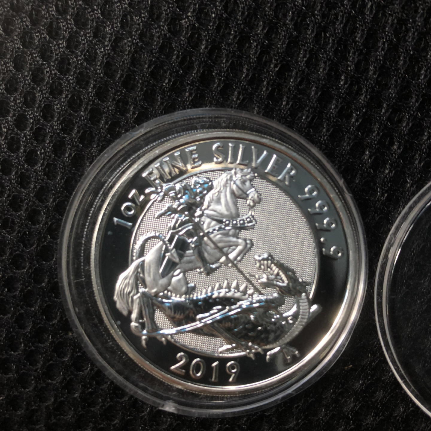 【保诚微拍】第4拍 世界钱币拍卖，88拍！ 【投资银币】 英国 2019年 马剑 1盎司 银币（31.1克 0.999银）