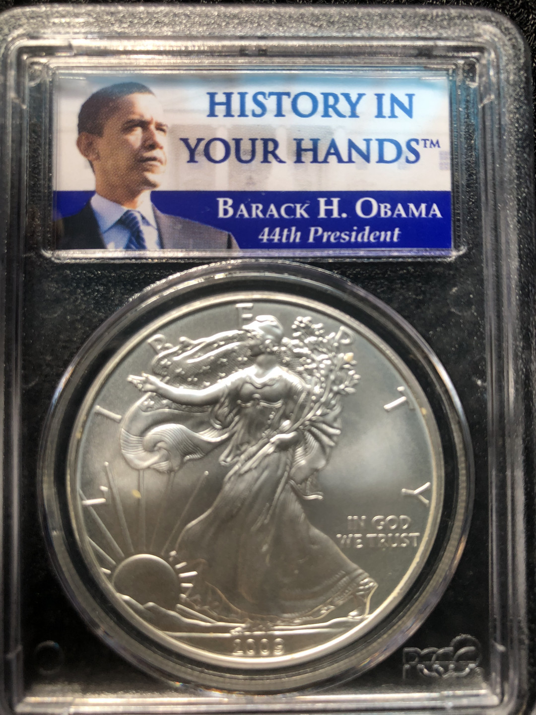 【保诚微拍】第4拍 世界钱币拍卖，88拍！ 【PCGS 44届总统奥巴马纪念版 少有 】美国 2009年 行走女神 鹰洋  1盎司 银币（31.1克 0.999银）