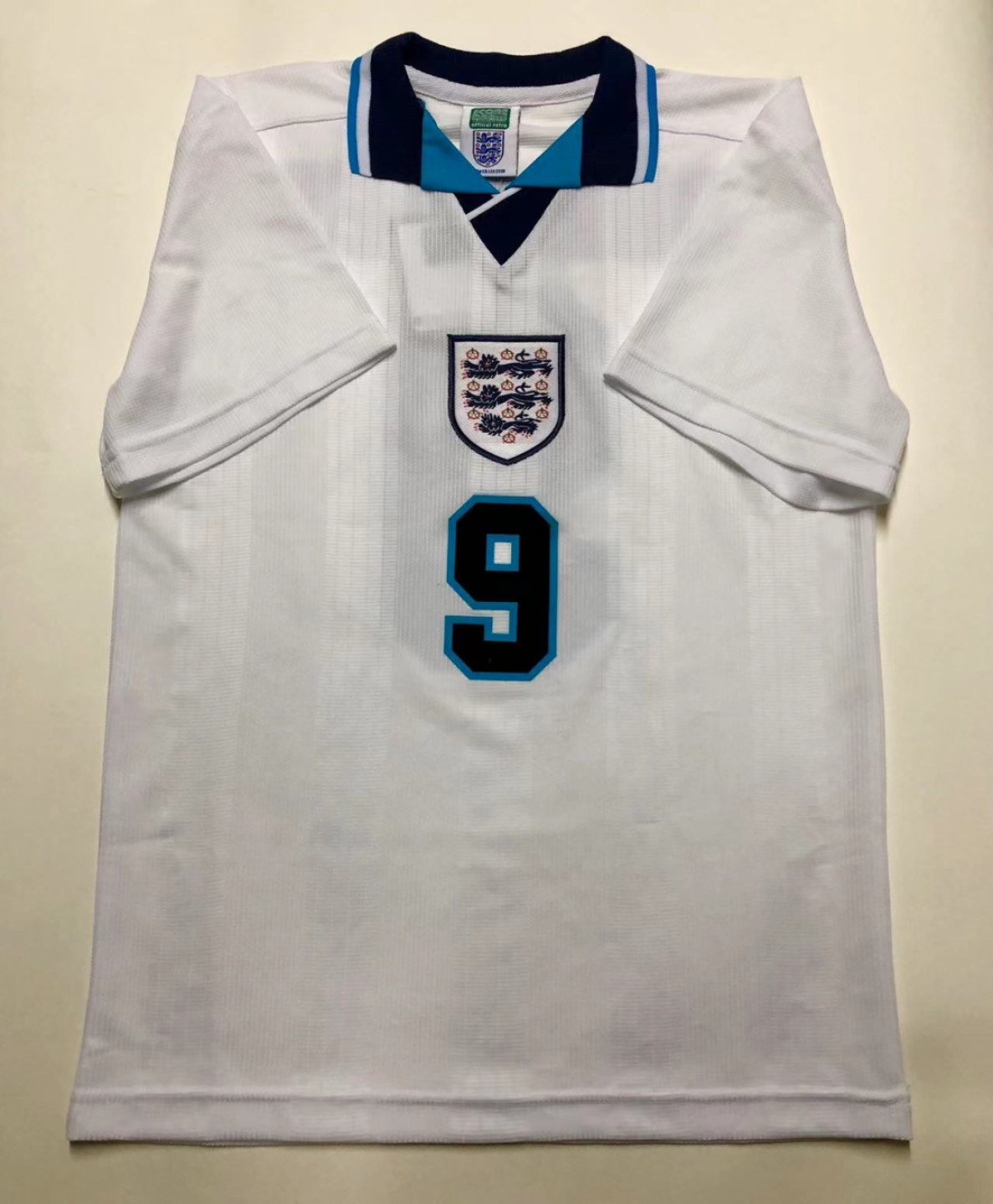 零元拍：英超第一射手阿兰·希勒（Alan Shearer）亲笔签名球衣 带官方认证证书