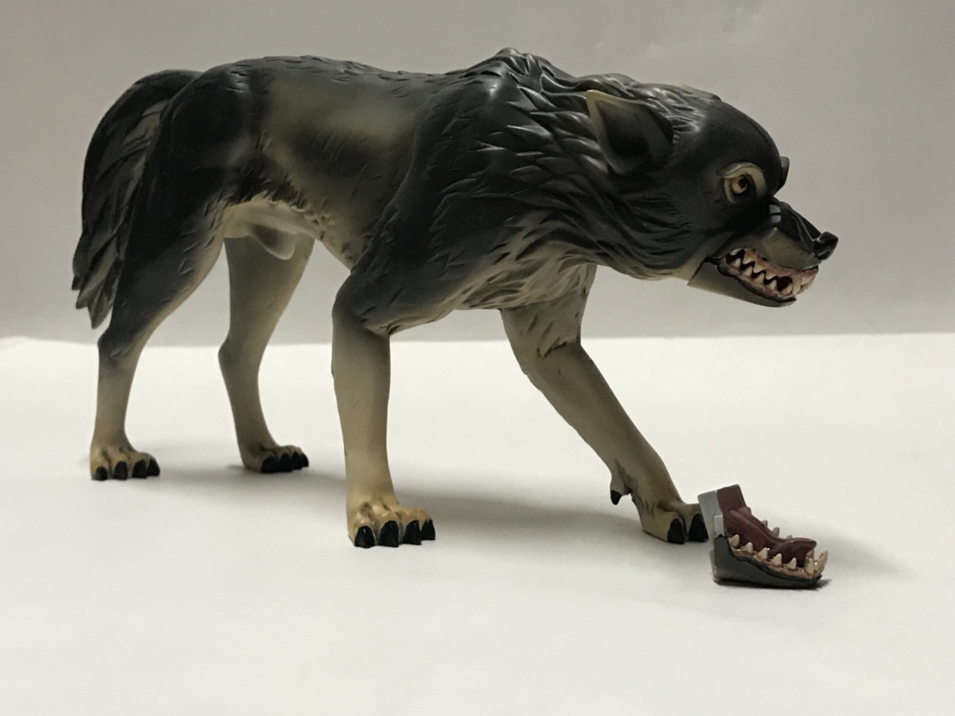 零元拍：DAMTOYS 1/6 黑帮王国系列 方块5 雷尔夫 Ralap 狼-幽灵，双口造型。树脂关节不可动。