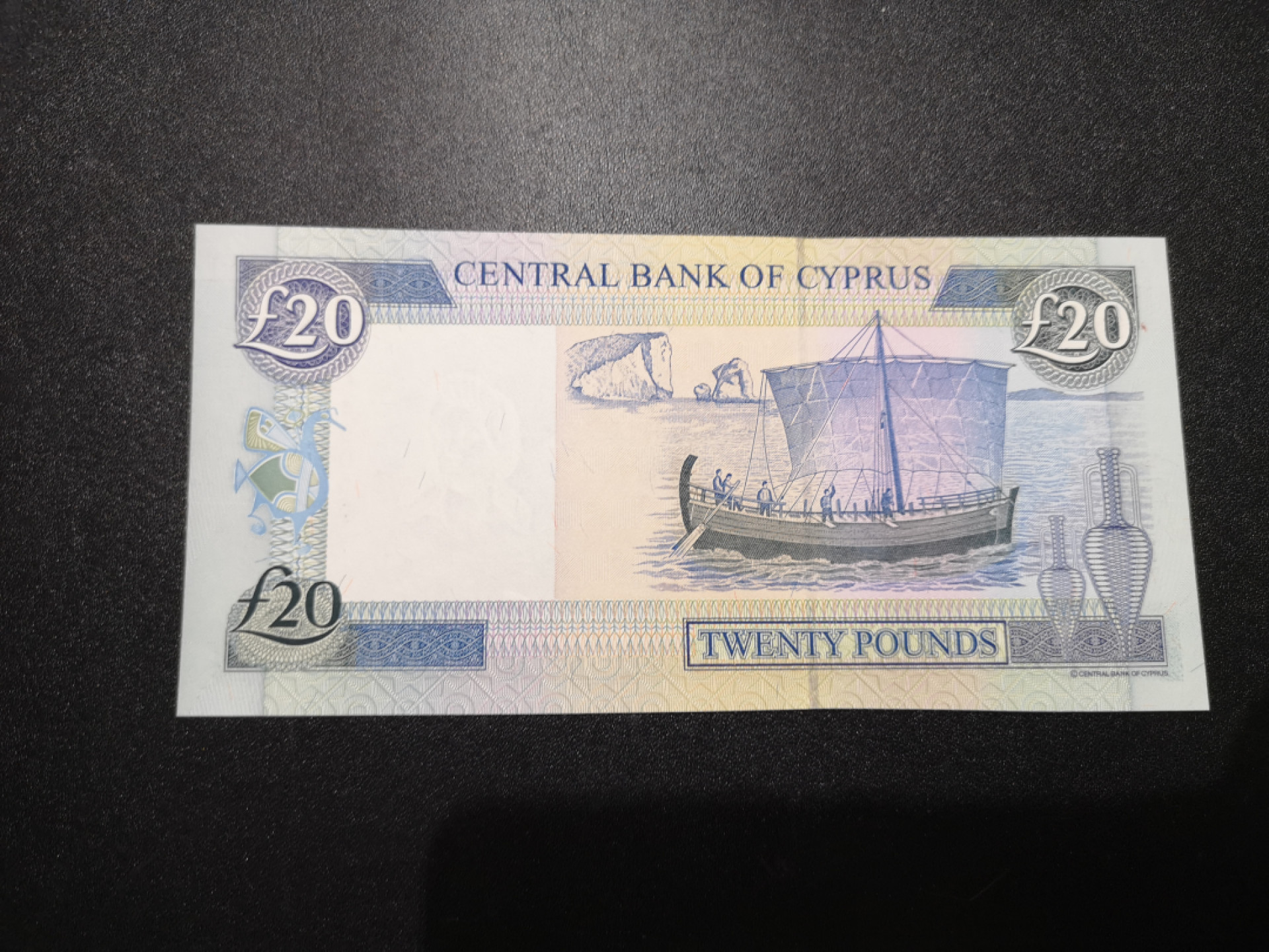 《外钞收藏家》第一百五十七期拍卖（本期62件）（连拍场） 1997年塞浦路斯20里拉 全新UNC