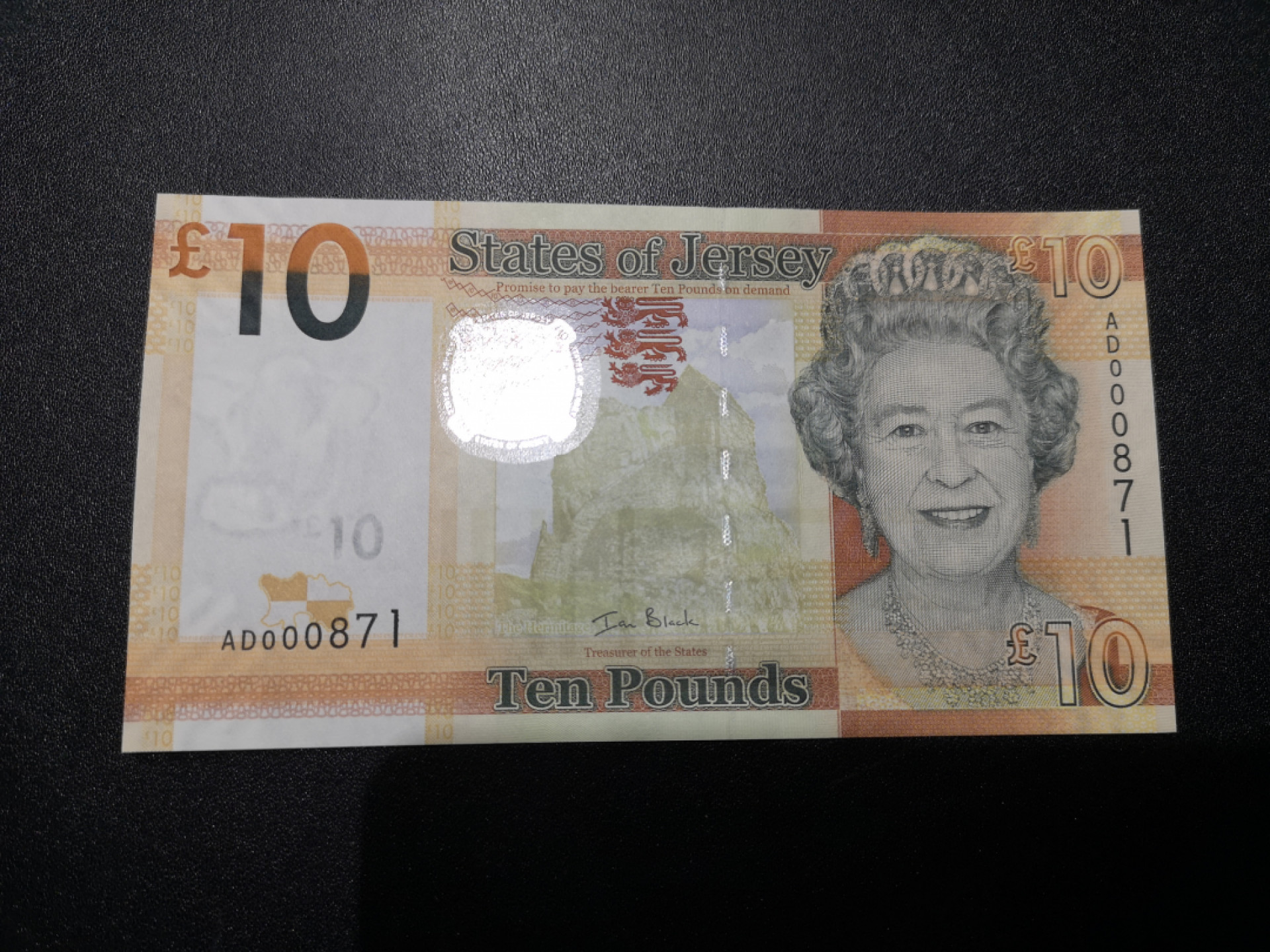 《外钞收藏家》第一百五十七期拍卖（本期62件）（连拍场） 泽西女王10镑 871号 全新UNC