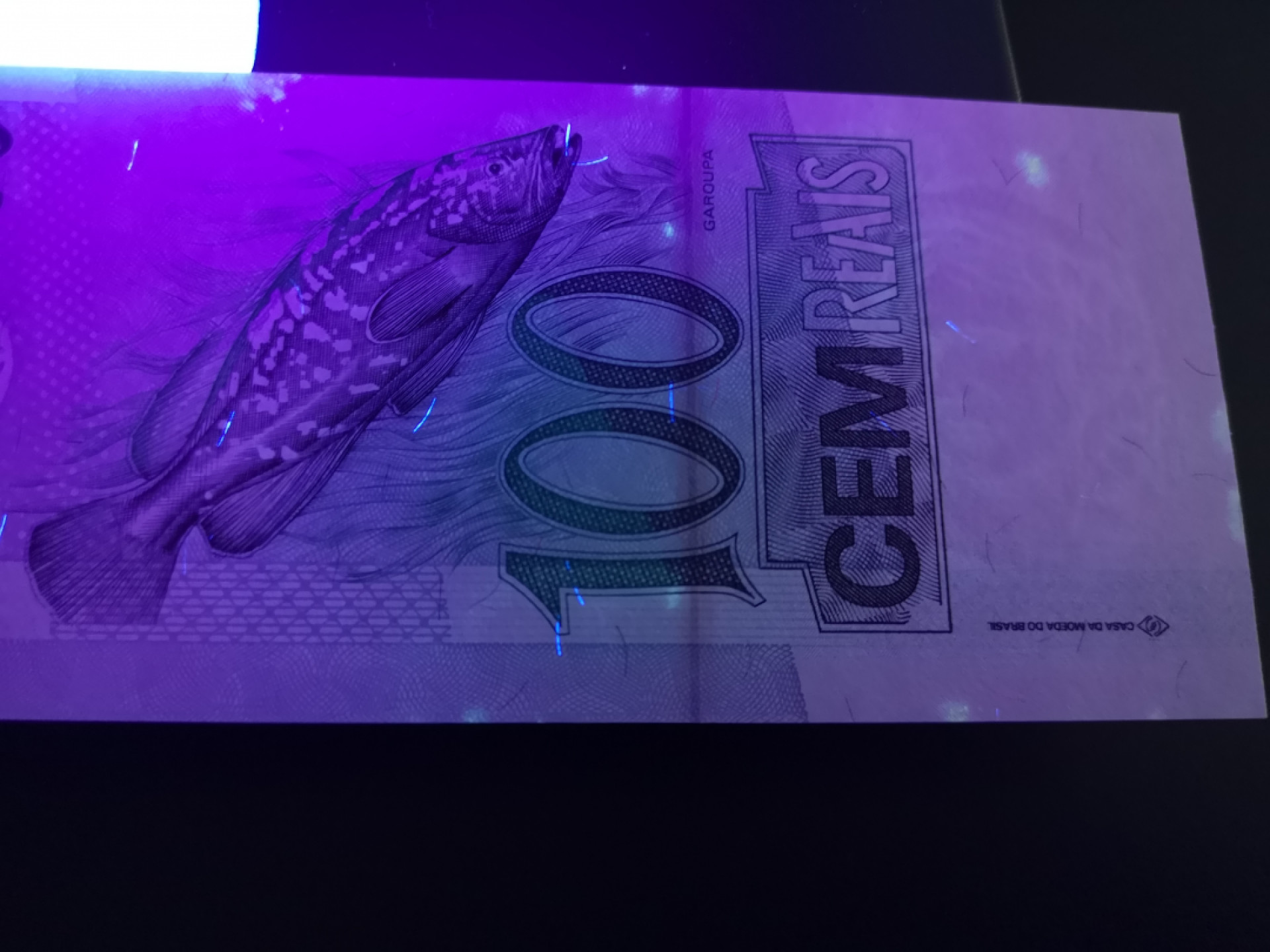 《外钞收藏家》第一百五十七期拍卖（本期62件）（连拍场） 巴西100雷亚尔 AA冠 稀少 可惜呦黄点 无折