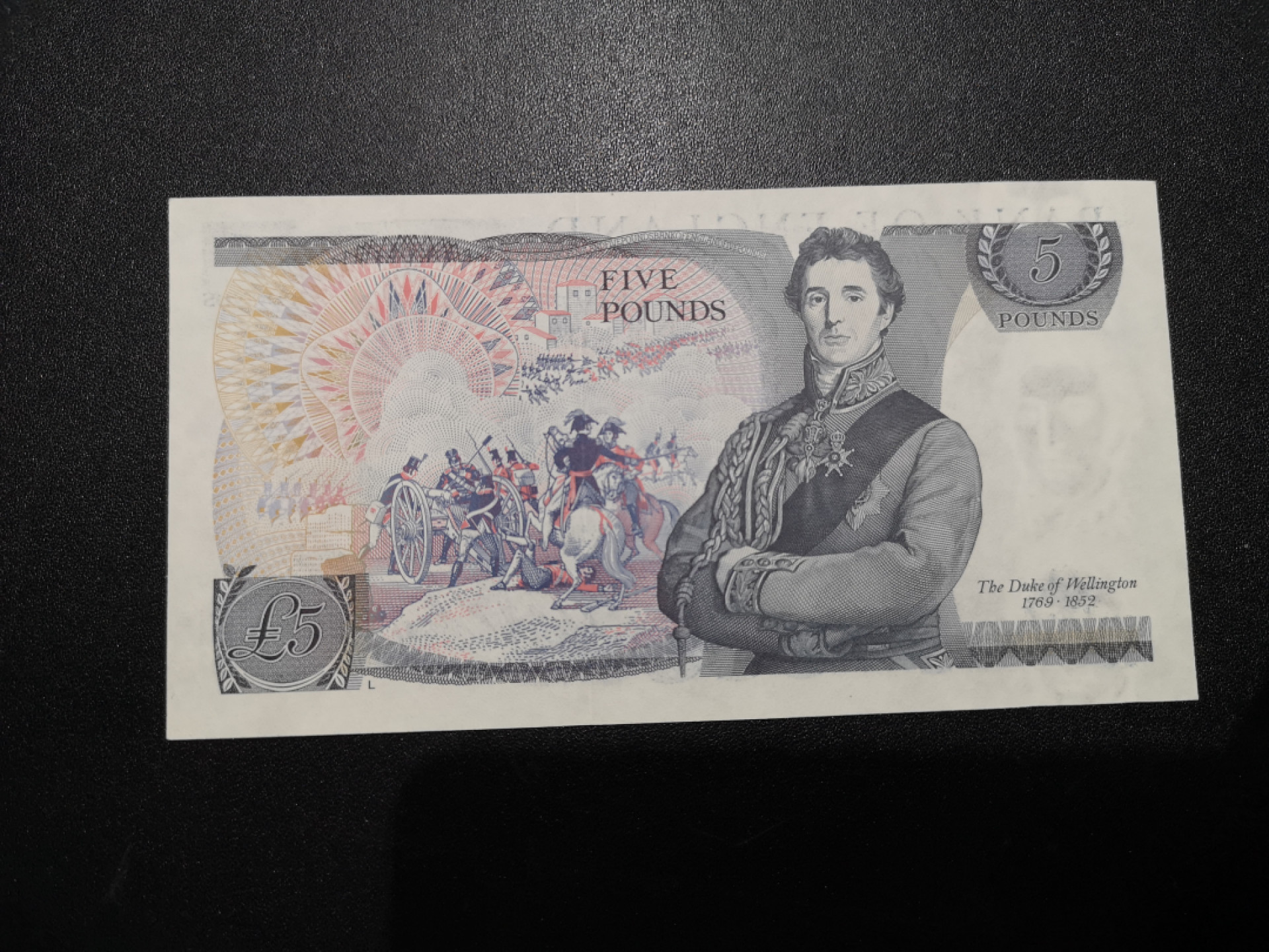 《外钞收藏家》第一百五十七期拍卖（本期62件）（连拍场） 英国D序列5镑 全新UNC 难得的无47