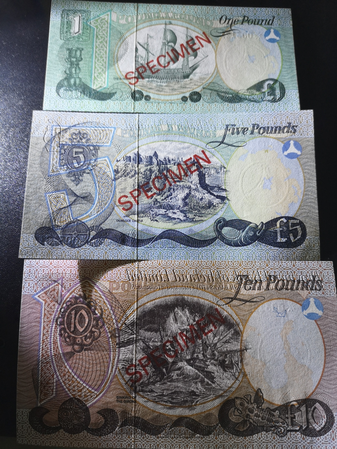 《外钞收藏家》第一百五十七期拍卖（本期62件）（连拍场） 限量版纸币样钞 爱尔兰2个套币 全新UNC 带封套