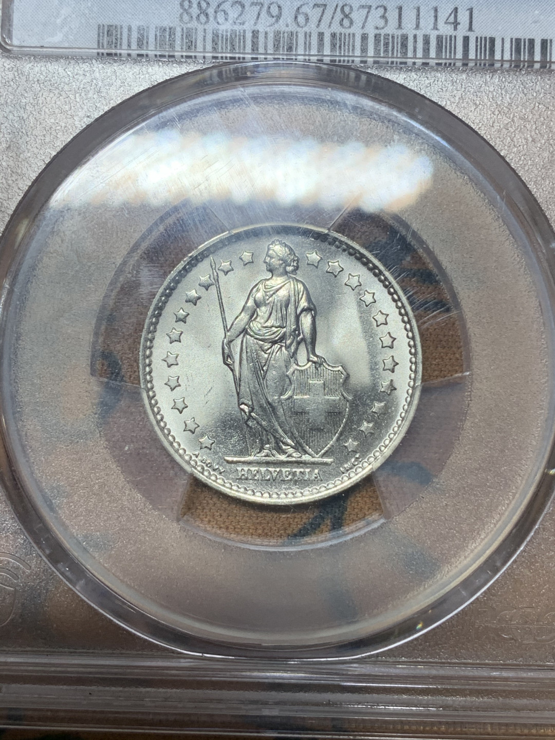 《竞宝斋》钱币微拍-第23场（全场顺丰包邮） PCGS-MS67 瑞士 1967B 1法郎 女神 银币 转光强烈 构图精美 高分小辅币，关门银币 背部支撑位置有损