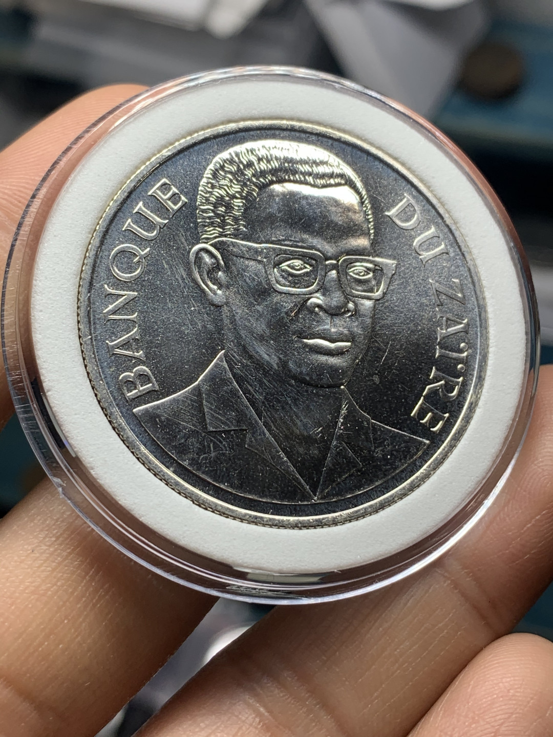 《竞宝斋》钱币微拍-第23场（全场顺丰包邮） 扎伊尔 1975年 925大银币一对 珍稀动物 黑猩猩和霍加皮 28.28克+35克=63.28克