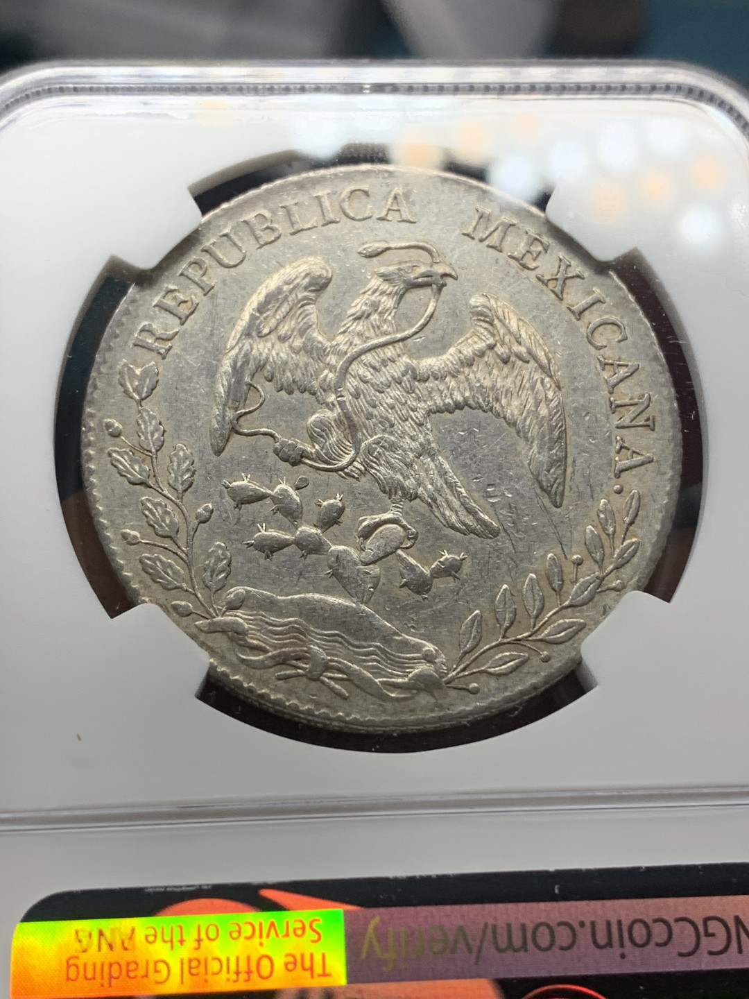 《竞宝斋》钱币微拍-第23场（全场顺丰包邮） NGC-AU55  墨西哥 1894年 8 里亚尔  埃西莫约厂  银币     原味带彩HO厂老鹰