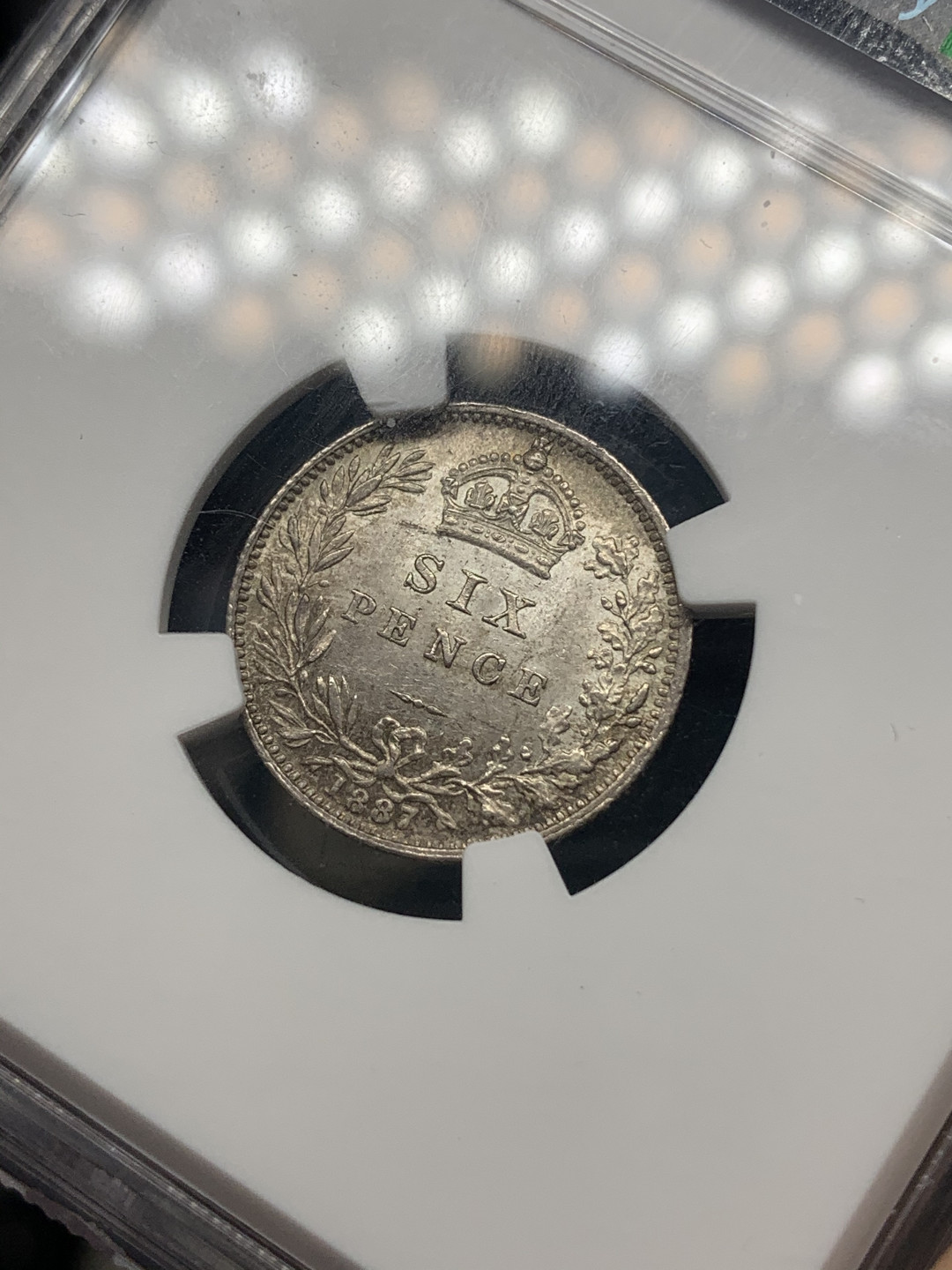 《竞宝斋》钱币微拍-第23场（全场顺丰包邮） NGC MS63 英国 1887年 维多利亚 高冠 少见6便士银币 原味包浆