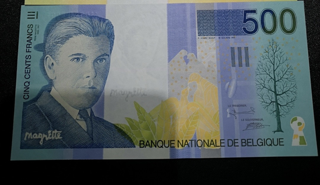 《外钞收藏家》第一百五十七期拍卖（本期62件）（连拍场） 比利时末版 500法郎 全新 荧光有两个潮癍 