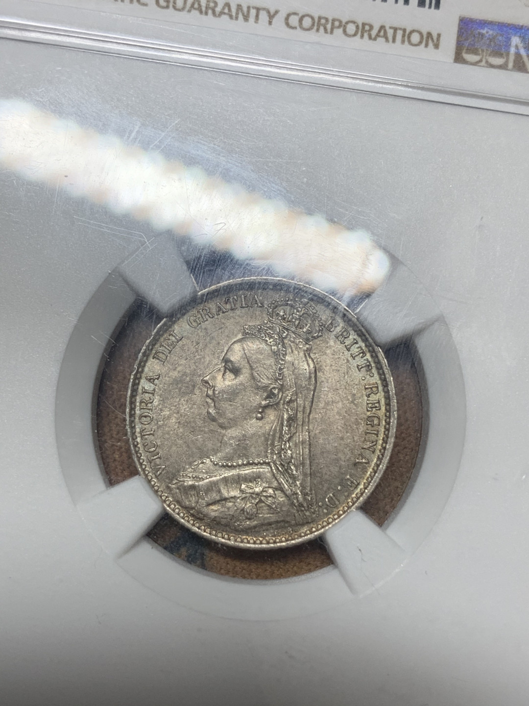 《竞宝斋》钱币微拍-第23场（全场顺丰包邮） NGC MS63 英国 1887年 维多利亚 高冠 少见6便士银币 原味包浆