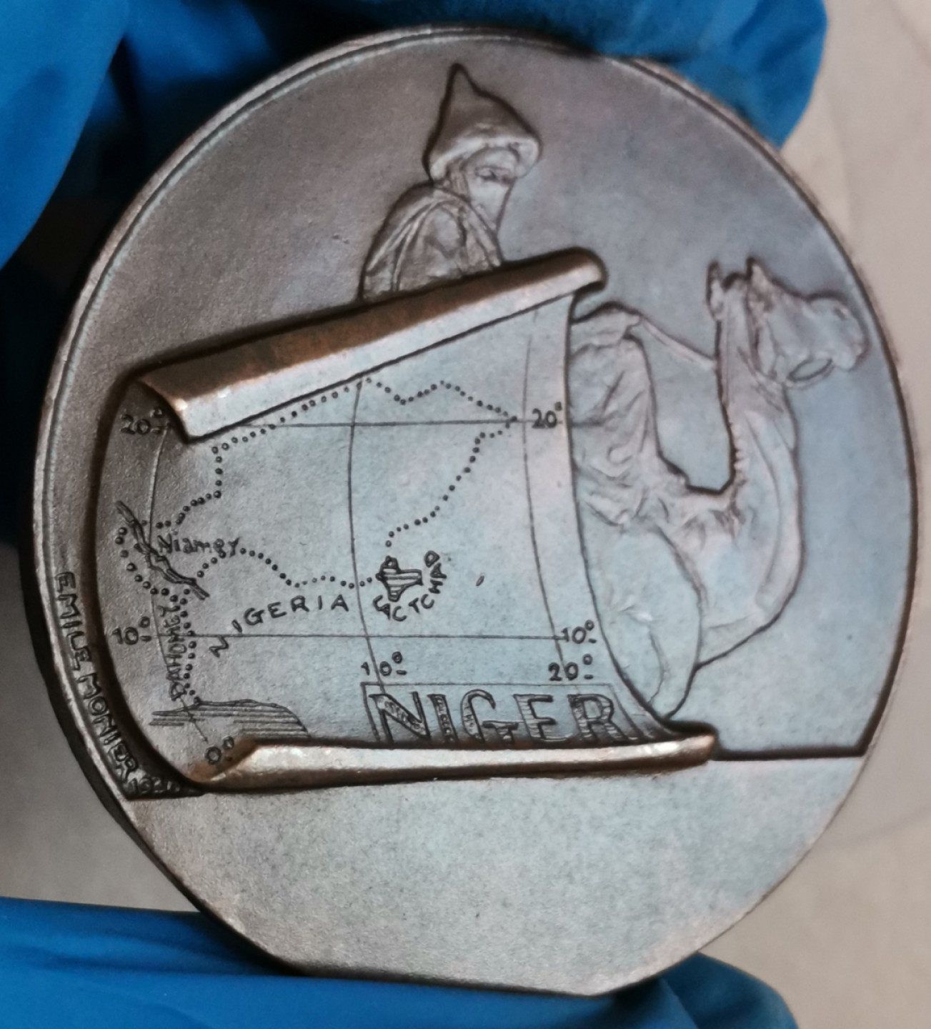 第22期拍卖会 大尺寸1931年法国全球殖民大会之非洲系列纪念铜章