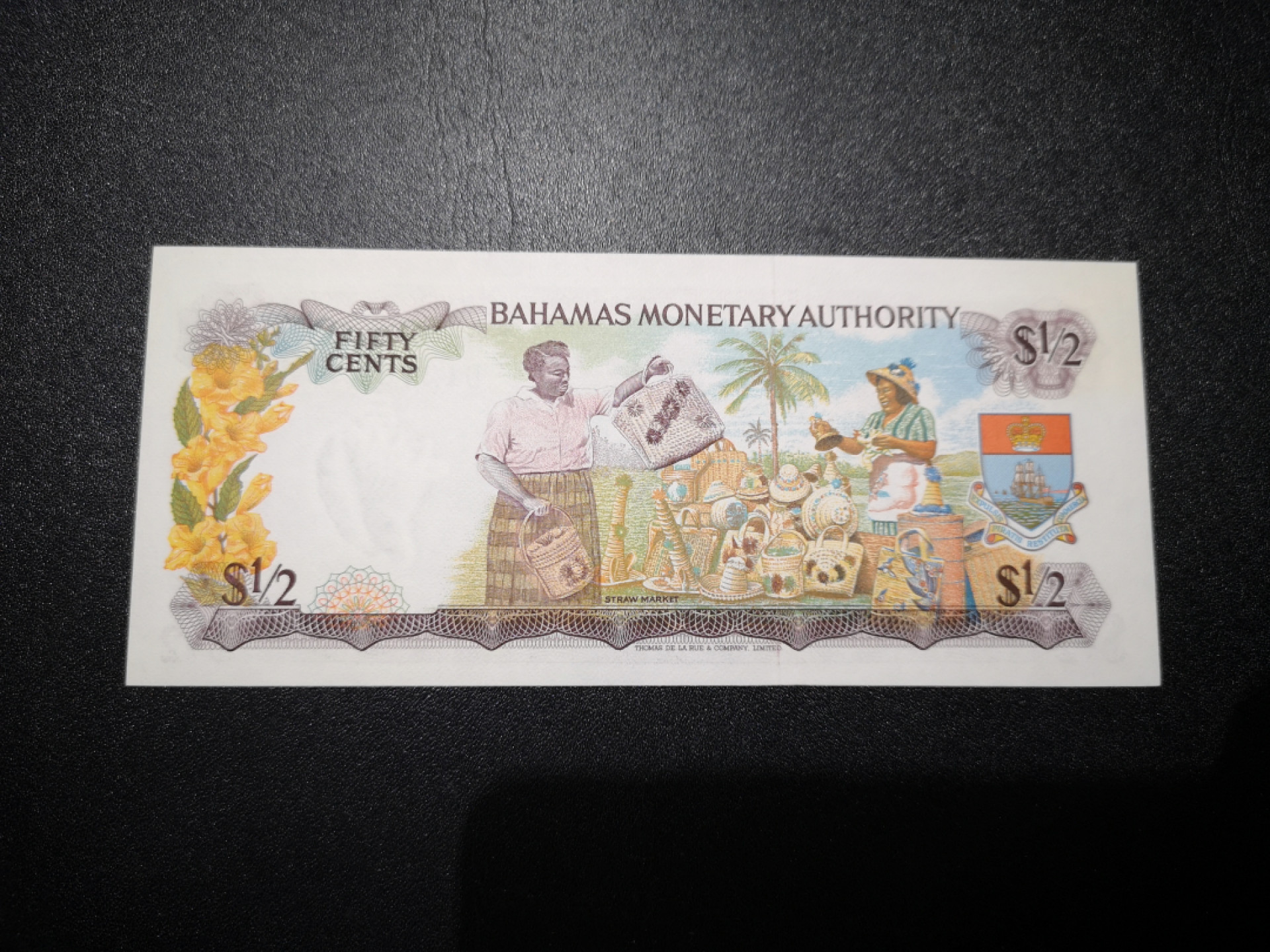 《外钞收藏家》第一百五十八期拍卖（本期111件） 1968年巴哈马1/2刀 全新UNC