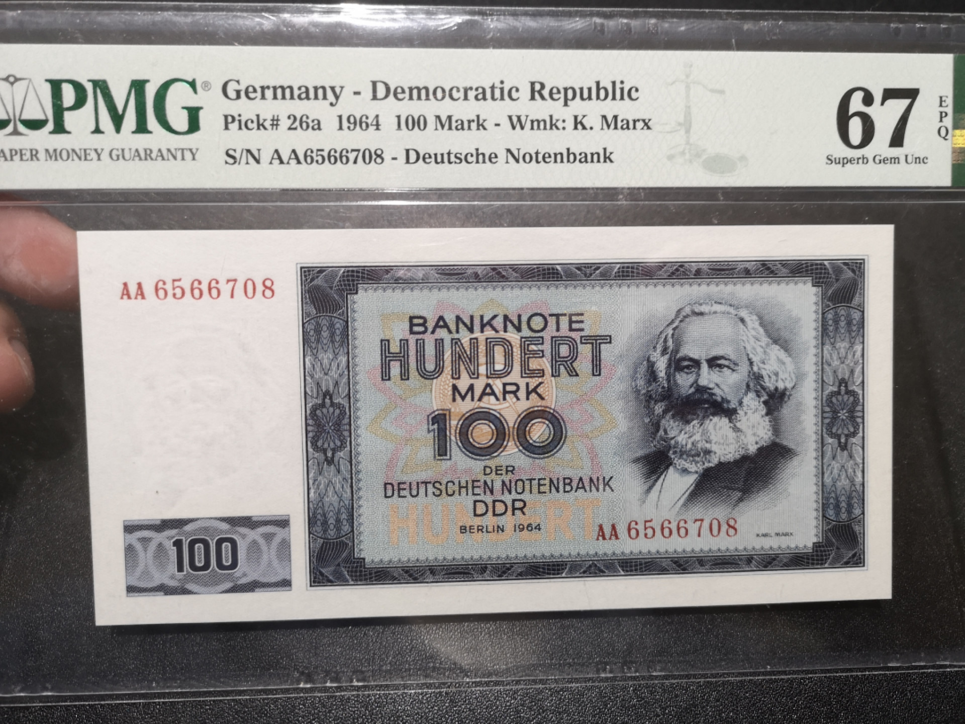 《外钞收藏家》第一百五十八期拍卖（本期111件） 1964年德国100马克 PMG67  AA冠尾8