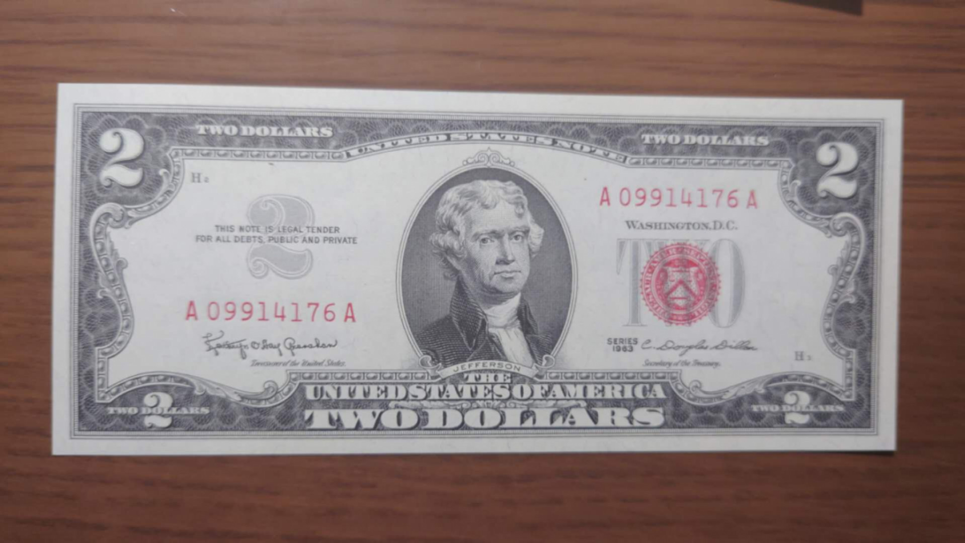 今晚八点半【囧羊收藏】精选微拍第43期暨2021年第三十四期 世界纸币精选 1963年美国2元 红库印 带4号码尾号176 全新UNC