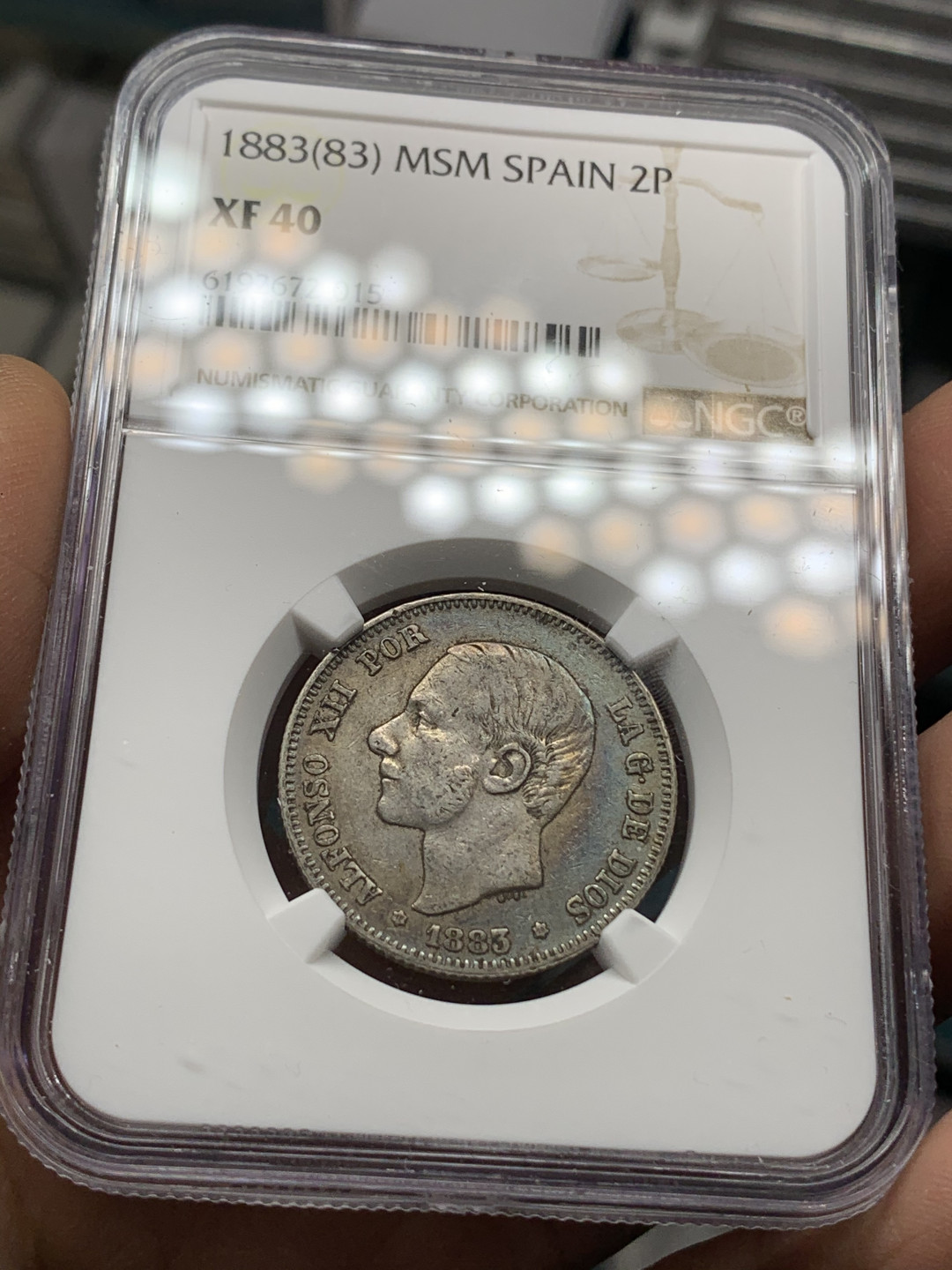 《竞宝斋》钱币微拍-第24场-本周日，周一2场连拍（全场顺丰包邮） NGC-XF40 西班牙 1883 阿方索十二世 2比塞塔 双柱银币 原味品 小豪子出分不易