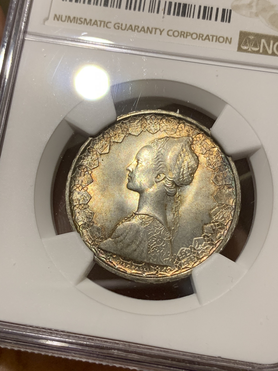 《竞宝斋》钱币微拍-第24场-本周日，周一2场连拍（全场顺丰包邮） NGC-MS65 五彩高分  意大利 1966年 500里拉 帆船女神 银币