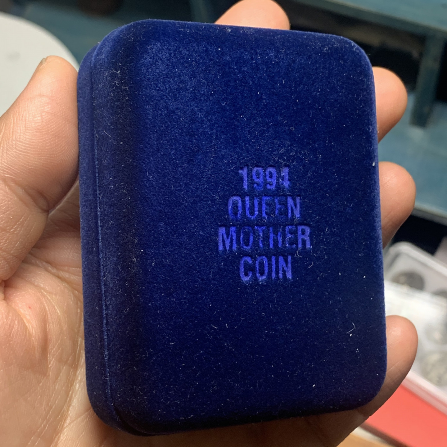 《竞宝斋》钱币微拍-第24场-本周日，周一2场连拍（全场顺丰包邮） 原盒证书 新西兰1994年 5元伊丽莎白和母亲 大银币