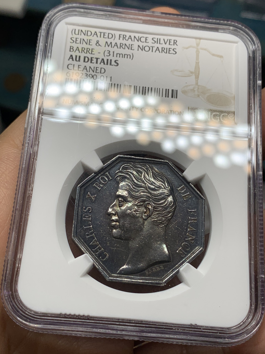 《竞宝斋》钱币微拍-第24场-本周日，周一2场连拍（全场顺丰包邮） NGC-AU 法国 1826-28年 查理十世-塞纳河和马恩河公证局 JETON 八角银币 漂亮黑包浆