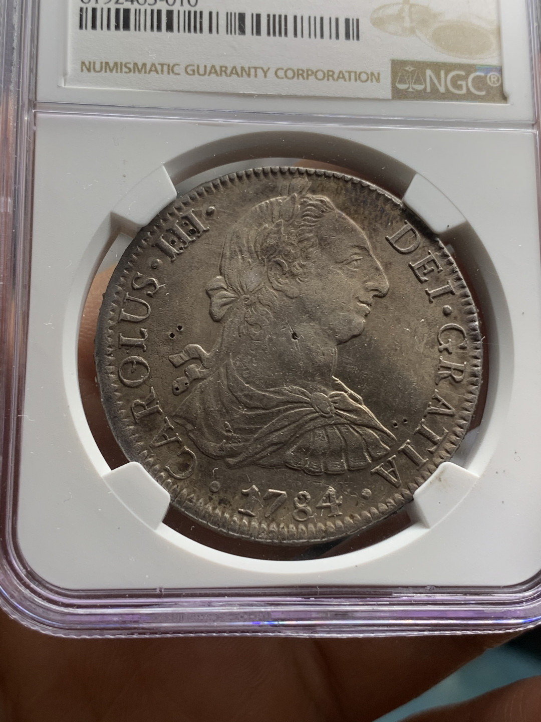 《竞宝斋》钱币微拍-第24场-本周日，周一2场连拍（全场顺丰包邮） NGC AU评级 1784年 墨西哥  卡三 8R 双柱大银币 正反深打 原味包浆