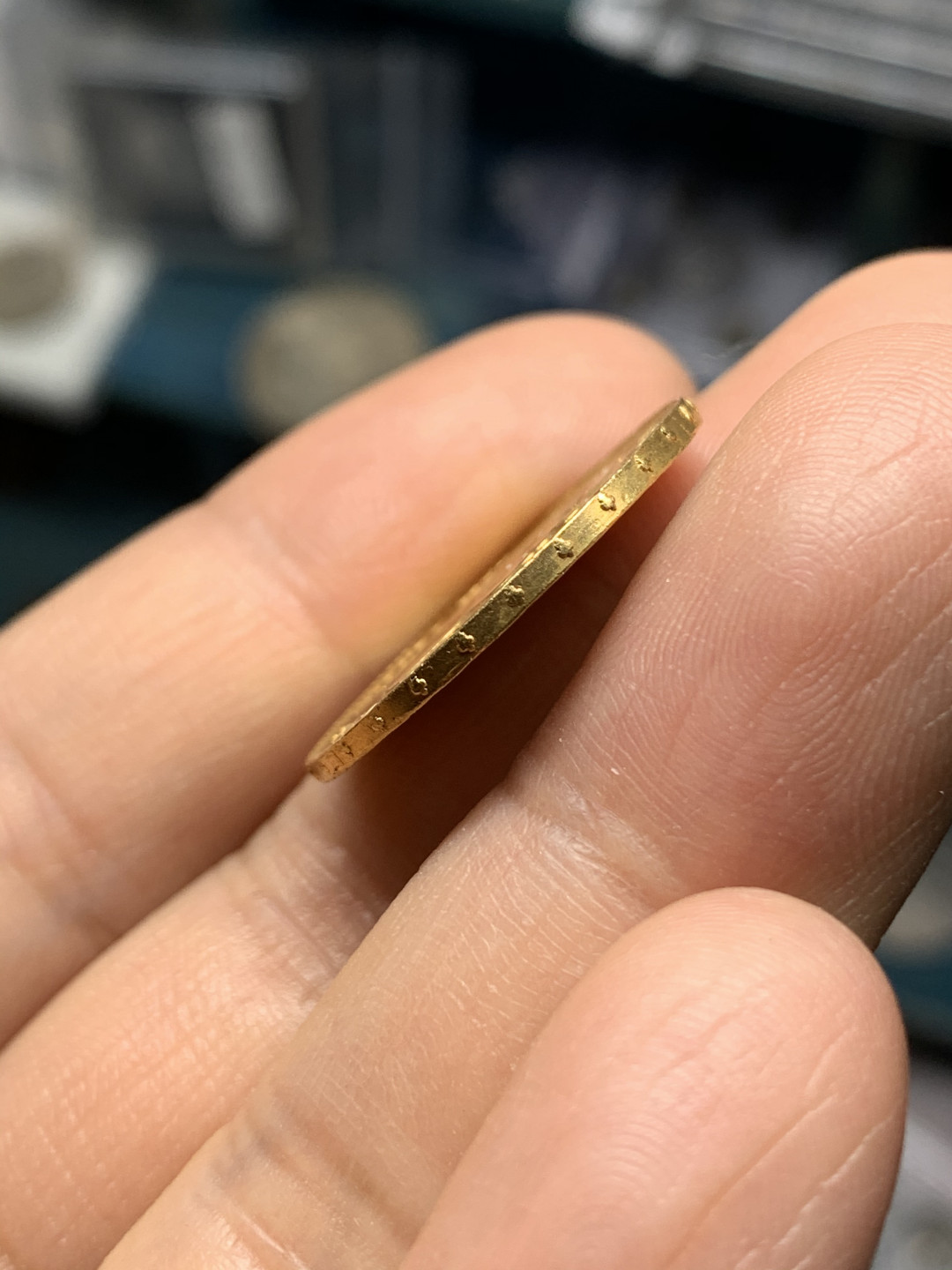 《竞宝斋》钱币微拍-第24场-本周日，周一2场连拍（全场顺丰包邮） 西班牙 1881年阿方索十二世 25比塞塔 金币 8.06克 900金  63分的状态 有缘人自己送评