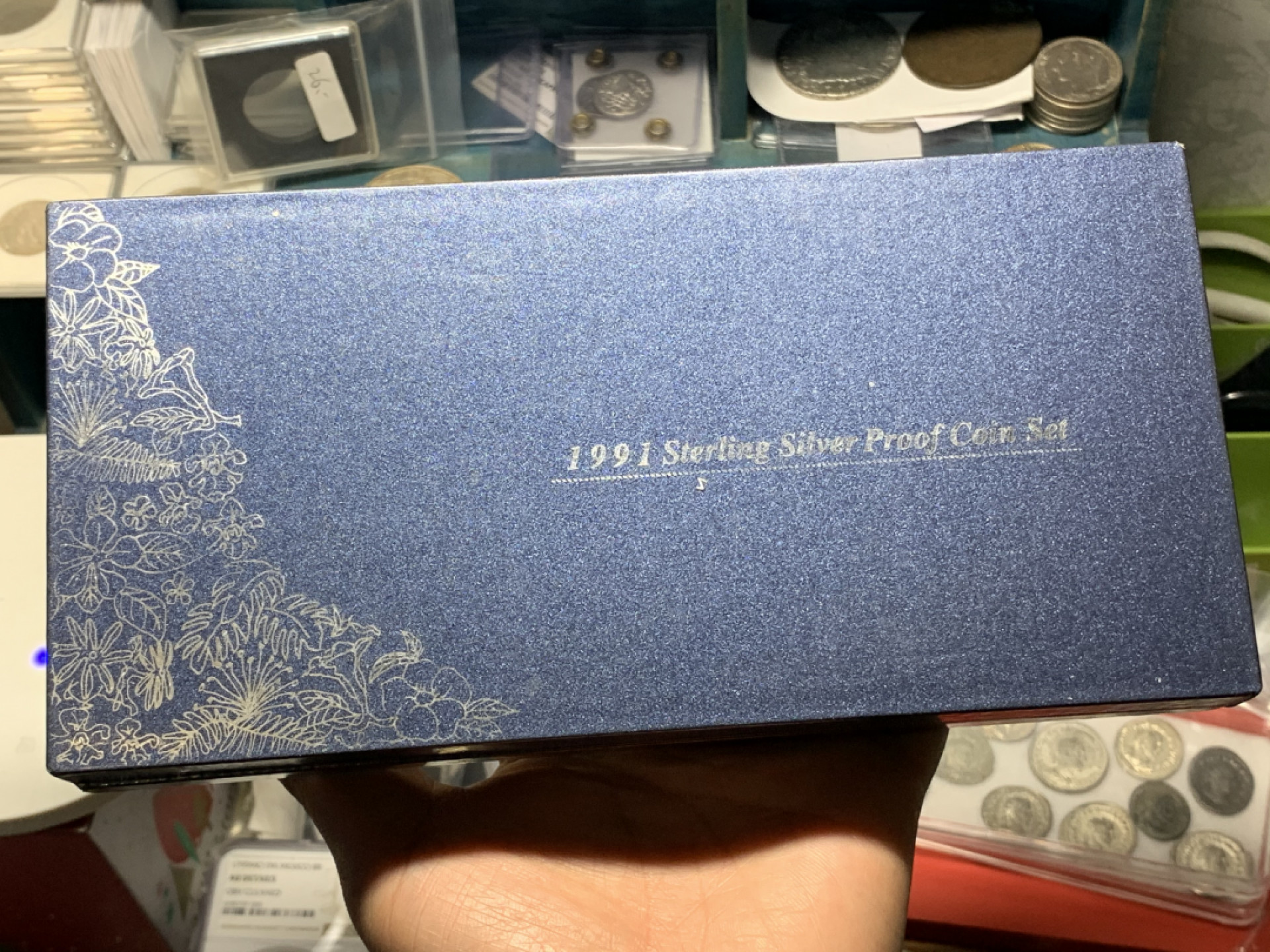 《竞宝斋》钱币微拍-第24场-本周日，周一2场连拍（全场顺丰包邮） 新加坡1991年全银精制套币 包装盒有损坏