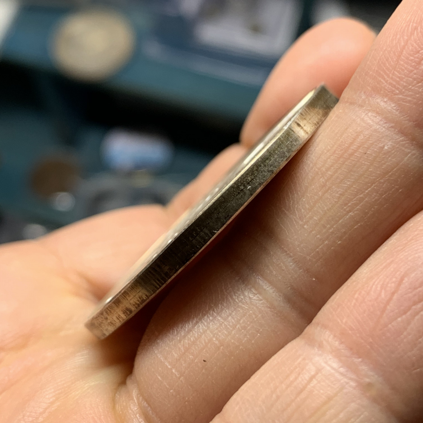 《竞宝斋》钱币微拍-第24场-本周日，周一2场连拍（全场顺丰包邮） 伊拉克 1968年 革命纪念 精制大银章 稀少品种