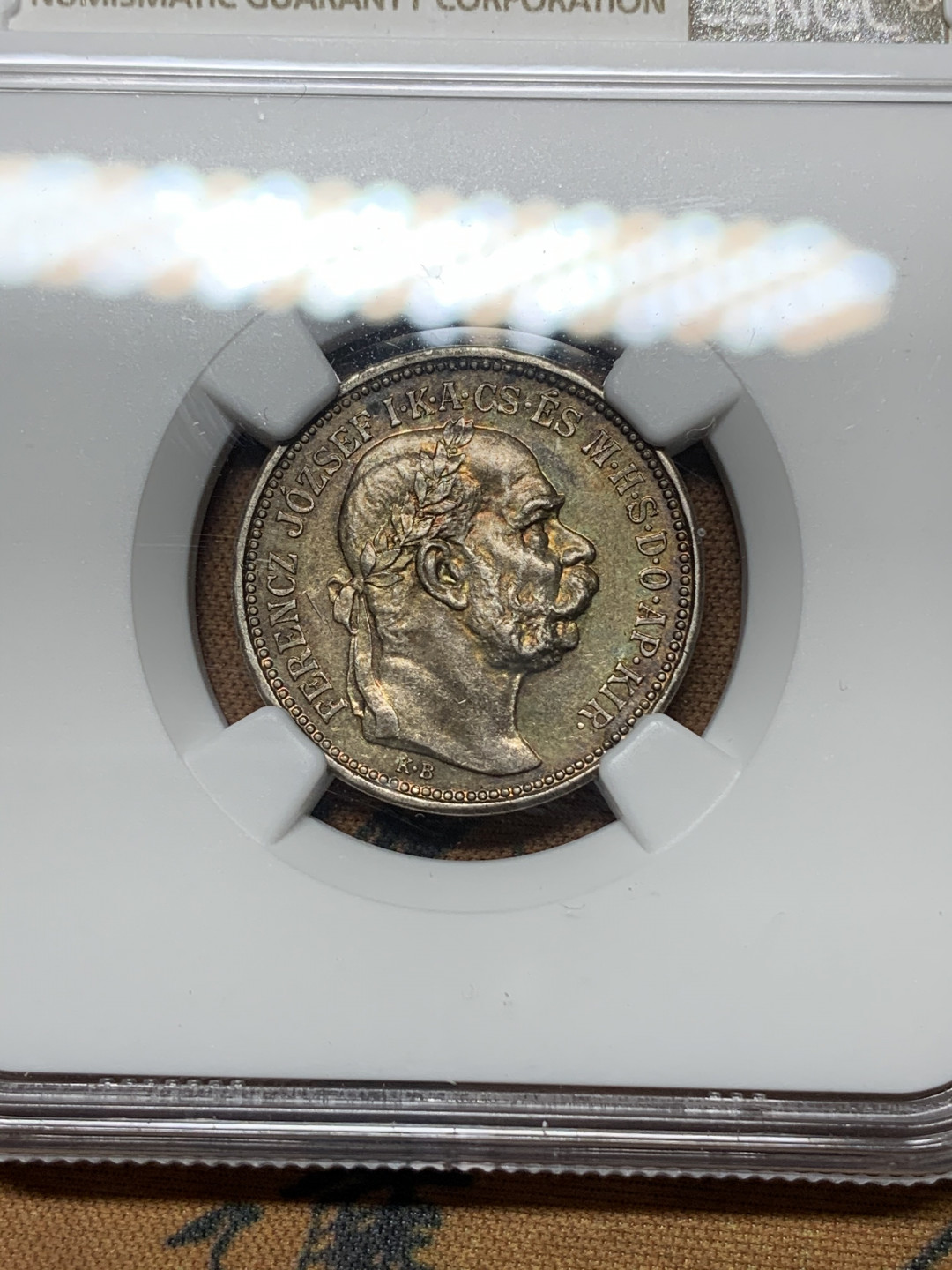 《竞宝斋》钱币微拍-第24场-本周日，周一2场连拍（全场顺丰包邮） NGC-MS62 匈牙利 1914 年 KB版 1克朗银币 双面酱彩 实为难得