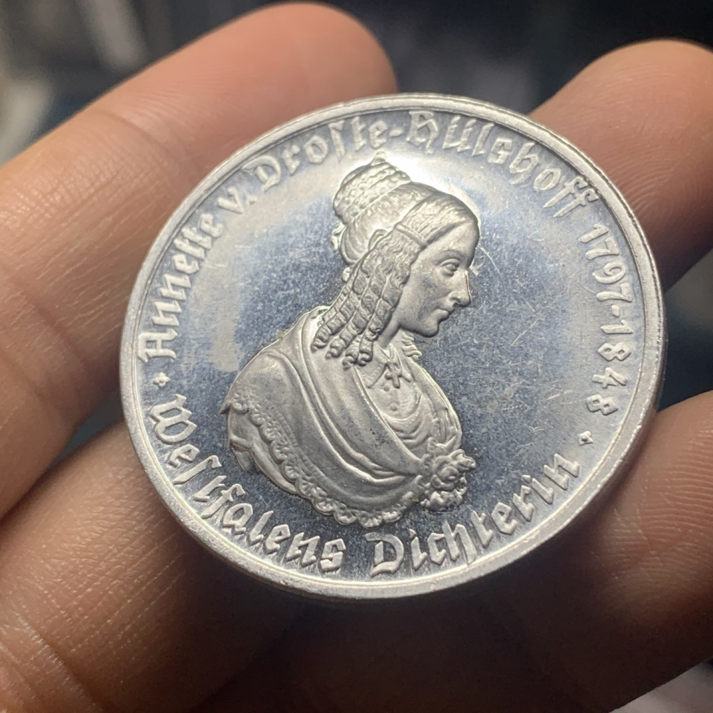 《竞宝斋》钱币微拍-第24场-本周日，周一2场连拍（全场顺丰包邮） 德国魏玛共和国 1923年 100马克 女人像 铝币 MS级别