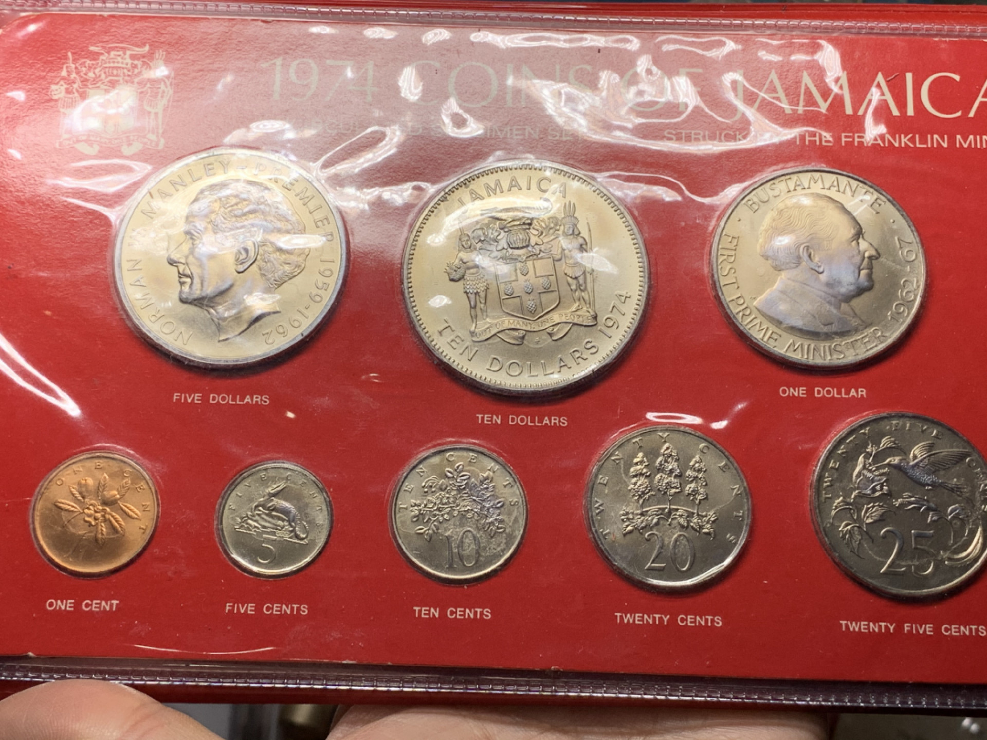 《竞宝斋》钱币微拍-第24场-本周日，周一2场连拍（全场顺丰包邮） 牙买加 1974年 套币 外包装开裂